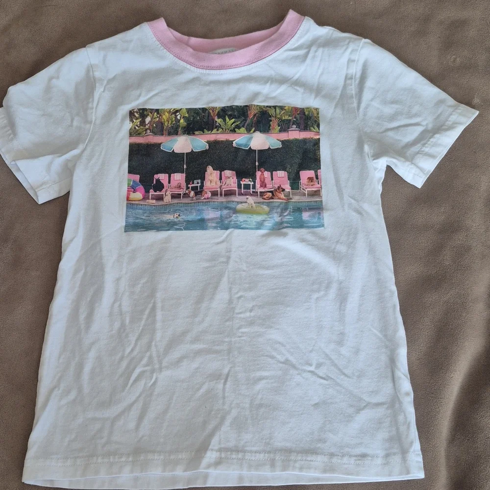 Gray Malin Dogs At The Beverly Hills Hotel Tee 6 JANIE and JACK ringer T-shirt